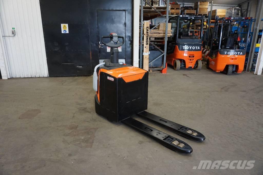 Toyota LPE220 Візки для перевезення піддонів