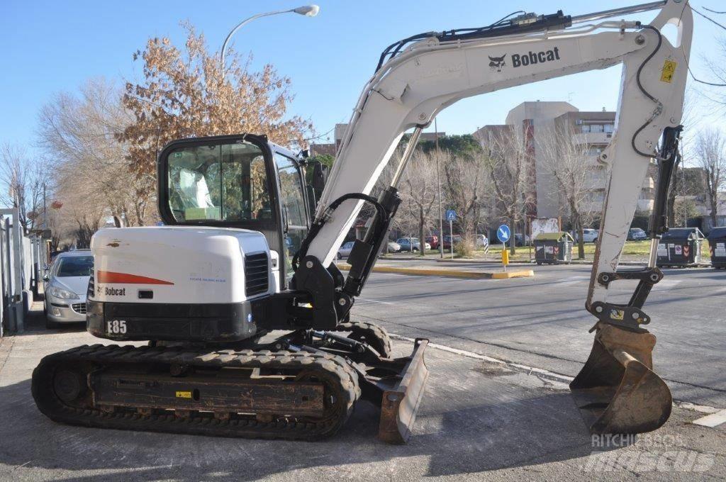 Bobcat E 85 Середні екскаватори 7т. - 12т.