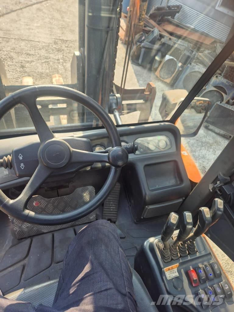 Hyundai 160 D-7 E Дизельні навантажувачі