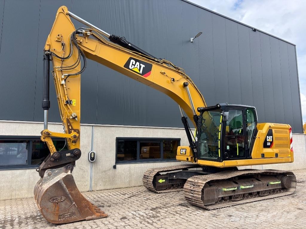 CAT 320 Гусеничні екскаватори