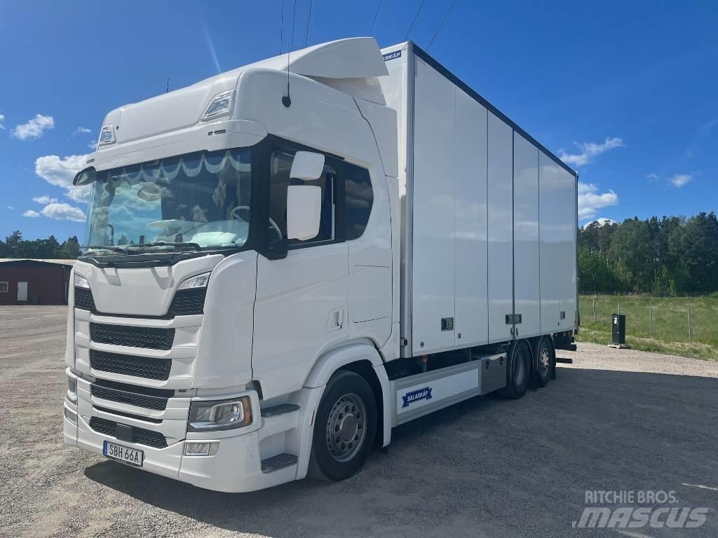 Scania R540B6X2*4NB Фургони