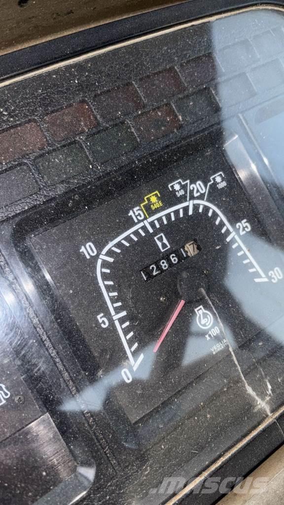 Fiat M100 Трактори