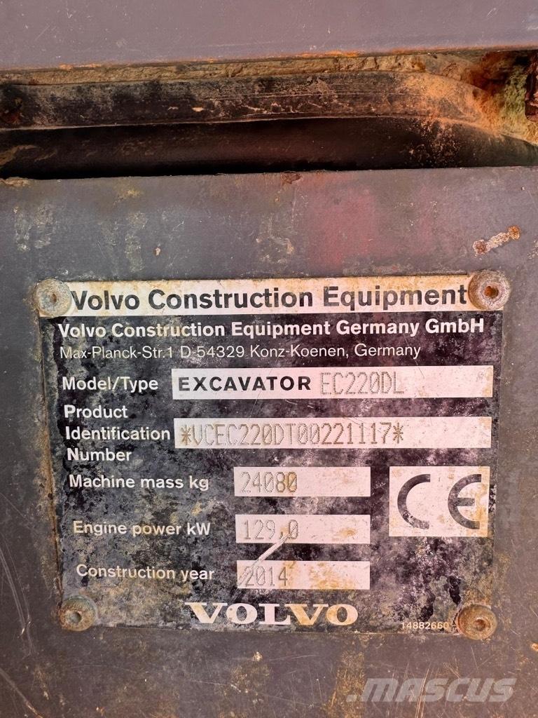 Volvo EC 220 DL Гусеничні екскаватори