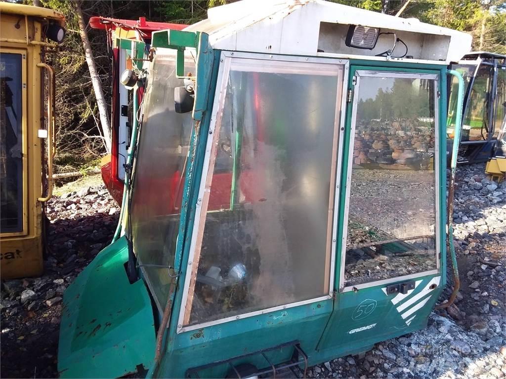 Gremo 950 Кабіна
