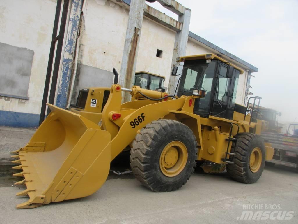 CAT 966 F Фронтальні навантажувачі
