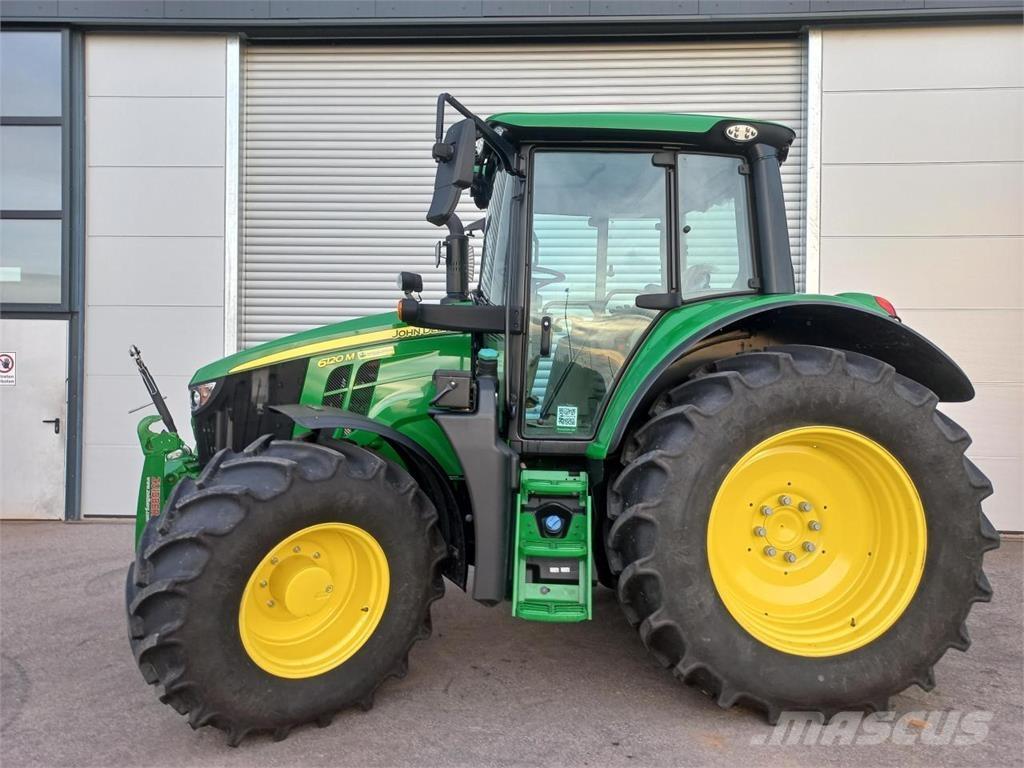 John Deere 6120M Трактори