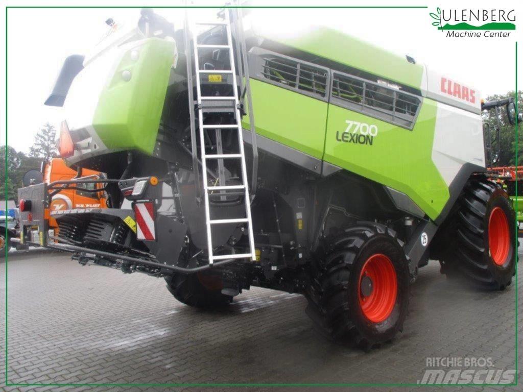 CLAAS LEXION 7700 Зернозбиральні комбайни