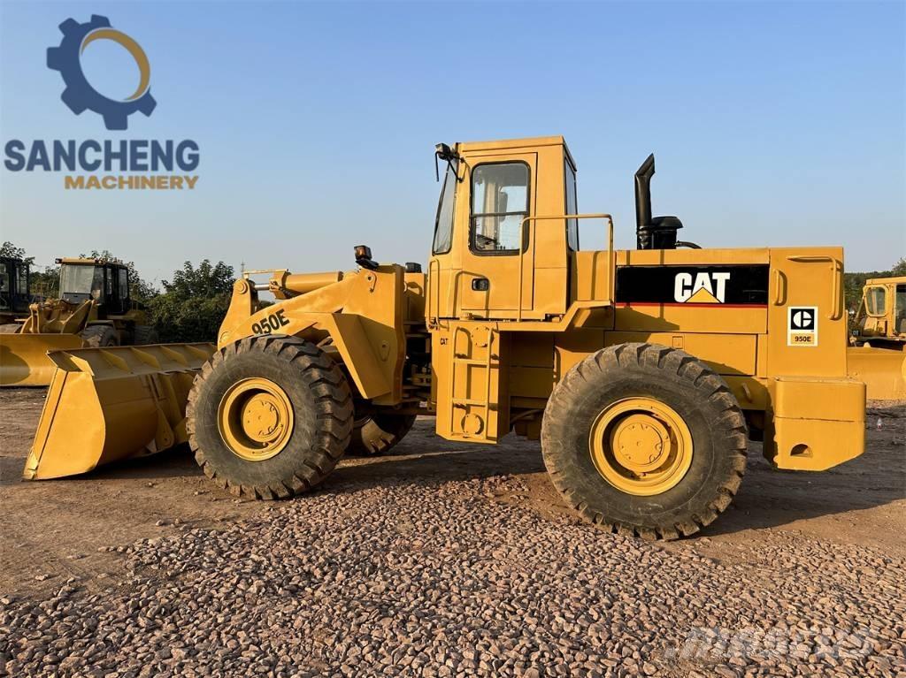 CAT 950 E Фронтальні навантажувачі