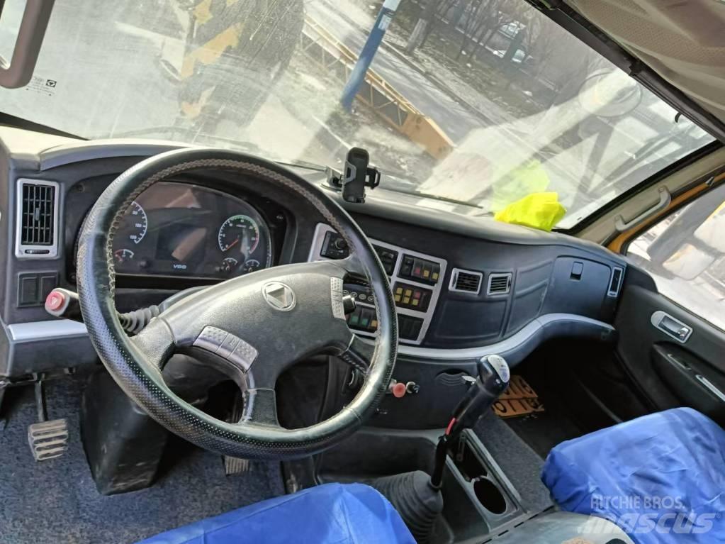 XCMG QY25K5C автокрани
