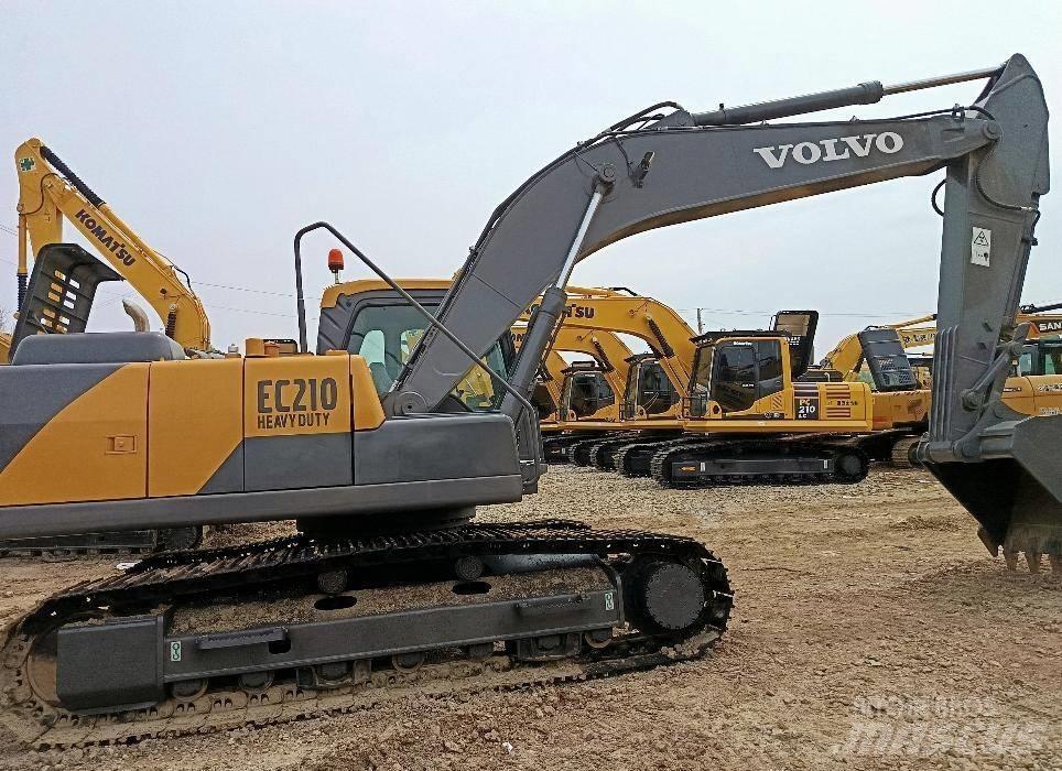 Volvo EC 210 Гусеничні екскаватори