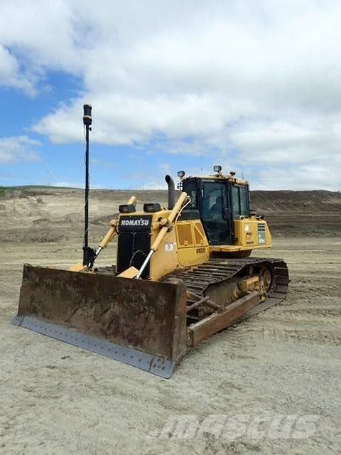 Komatsu D65PX-18 Гусеничні бульдозери