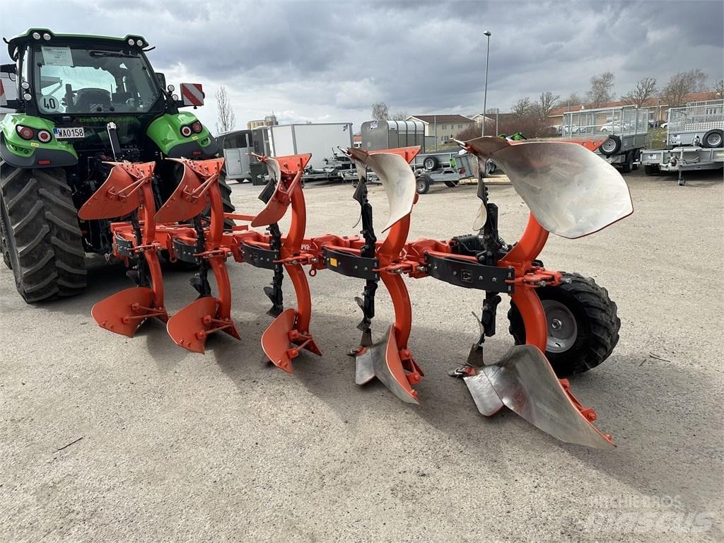 Kubota RV3005V Demo Реверсивні плуги