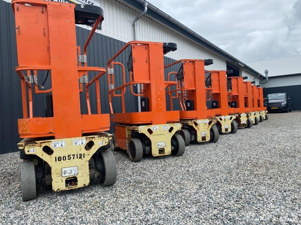 JLG 1230 ES Вертикальні щоглові підйомники