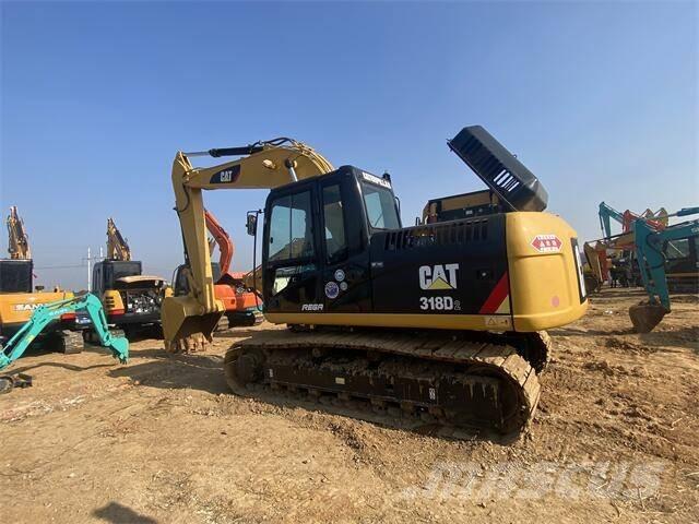 CAT 318D2 Гусеничні екскаватори