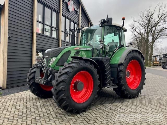 Fendt 724 Трактори