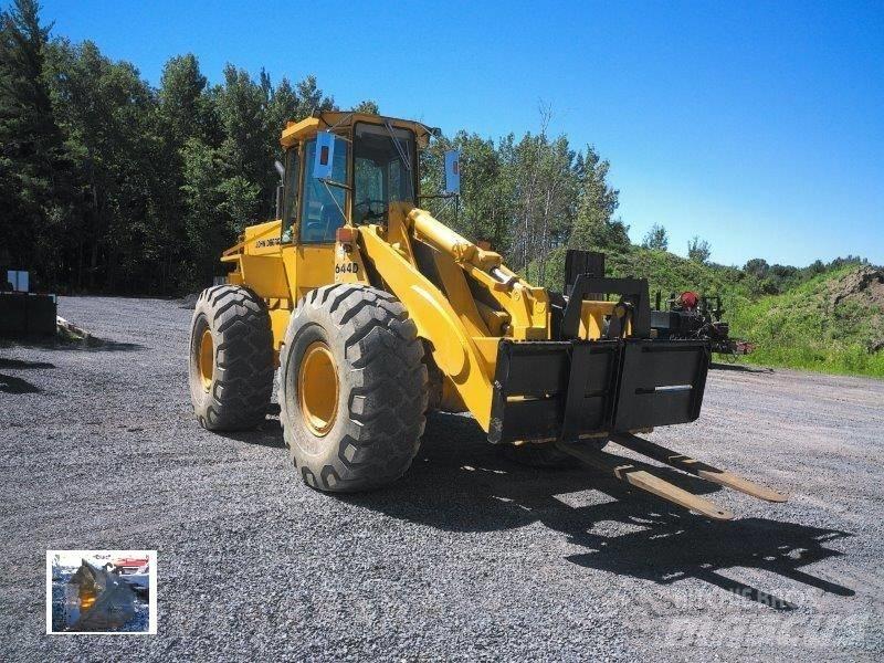 John Deere 644 D Фронтальні навантажувачі