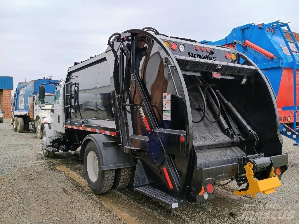 International 4600 Сміттєвози