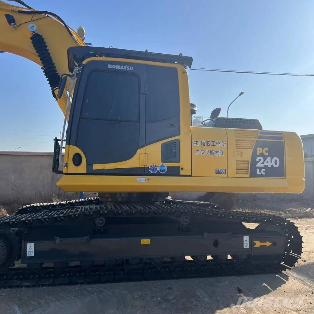 Komatsu PC 240-8N1 Середні екскаватори 7т. - 12т.
