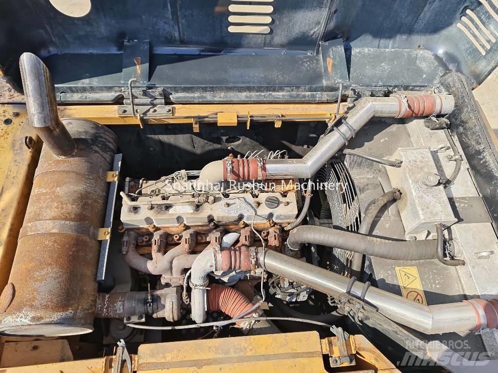Hyundai 330 Гусеничні екскаватори