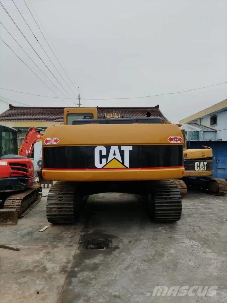 CAT 325 C Гусеничні екскаватори