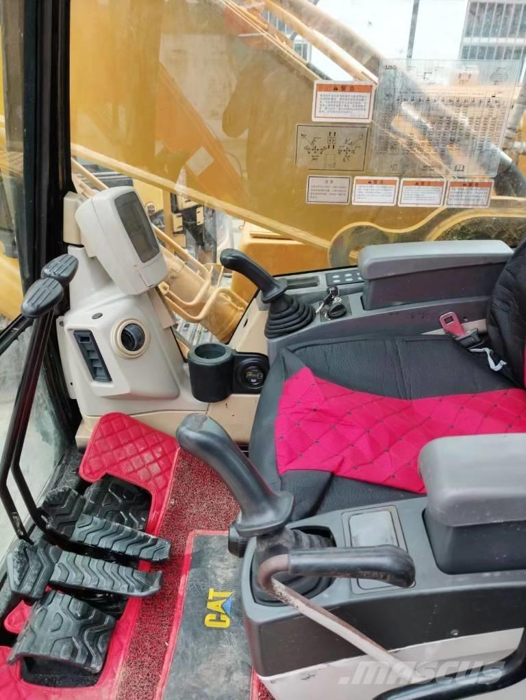 CAT 325 C Гусеничні екскаватори