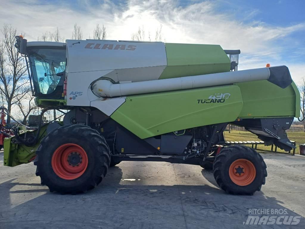CLAAS Tucano 430 Зернозбиральні комбайни