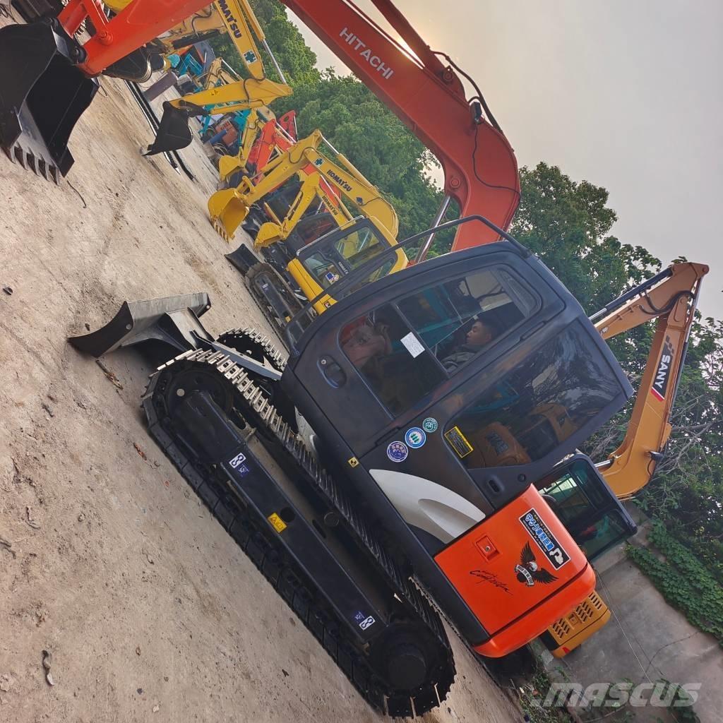 Hitachi Zaxis 70 Гусеничні екскаватори