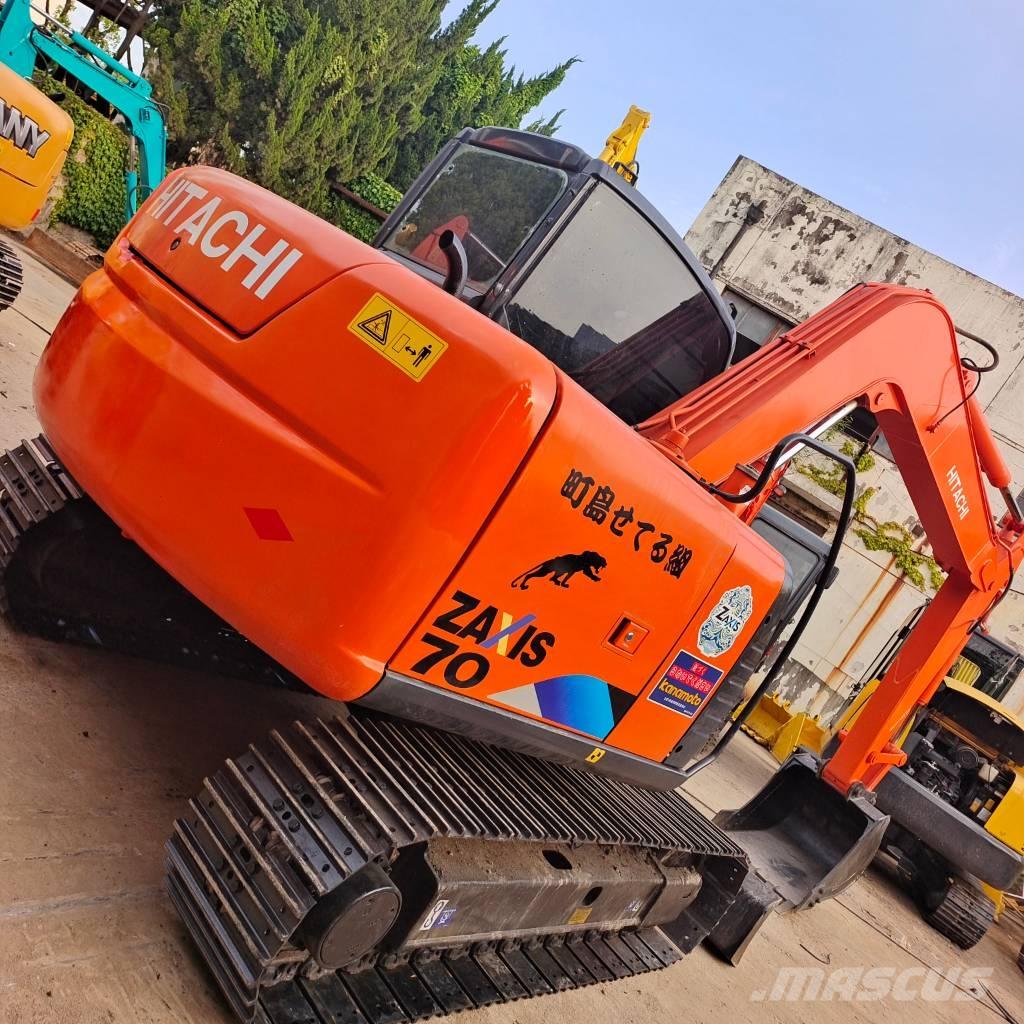Hitachi Zaxis 70 Гусеничні екскаватори