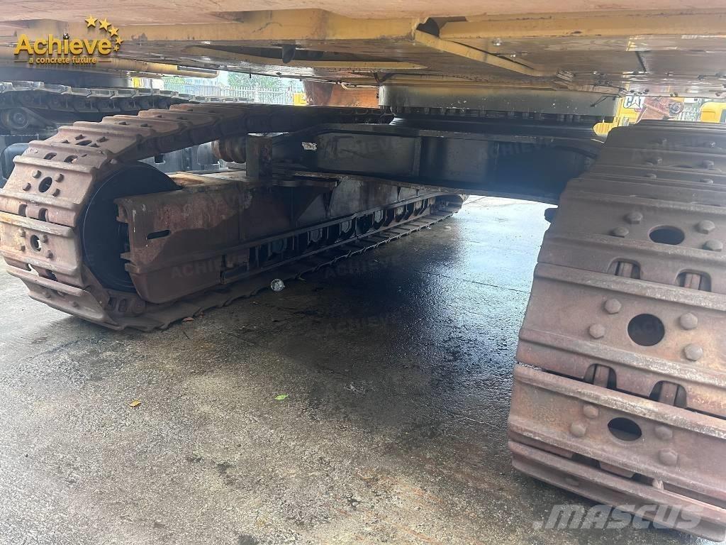 CAT 374 Гусеничні екскаватори