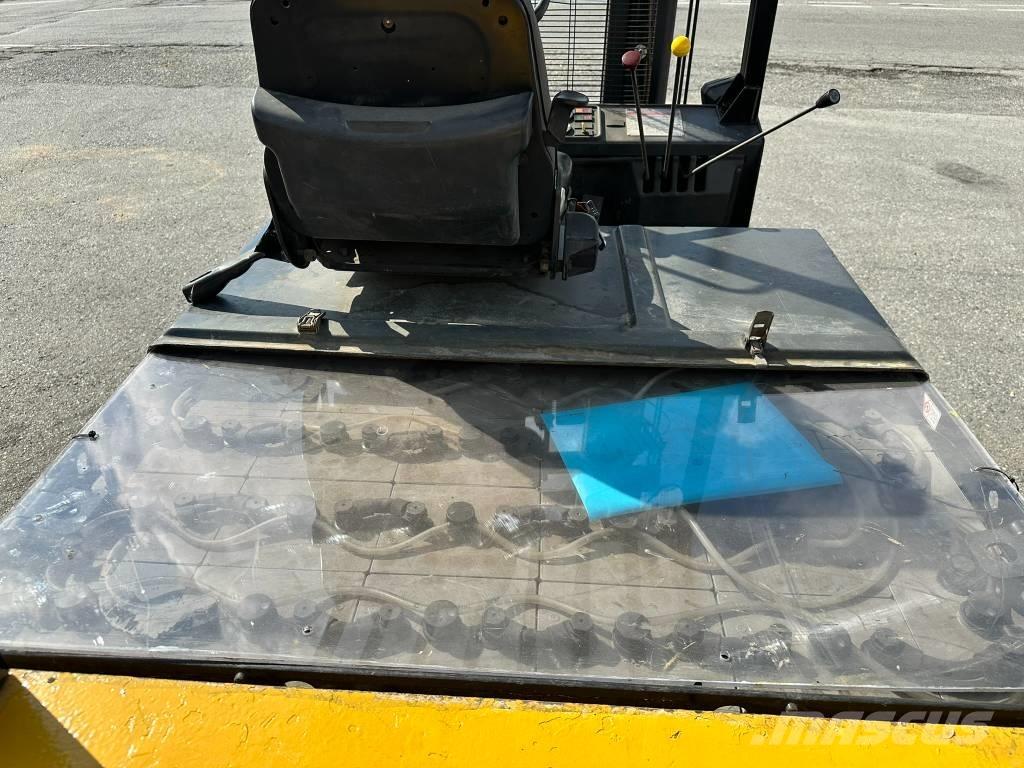 OM E50N Електронавантажувачі