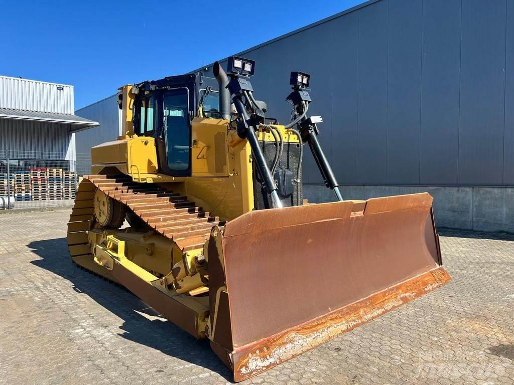 CAT D6T LGP Гусеничні бульдозери