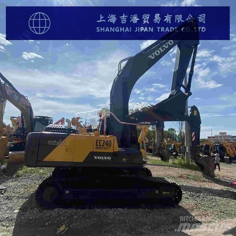 Volvo EC 240 Гусеничні екскаватори
