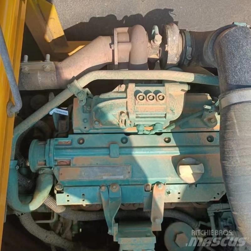 Volvo EC 140 Гусеничні екскаватори