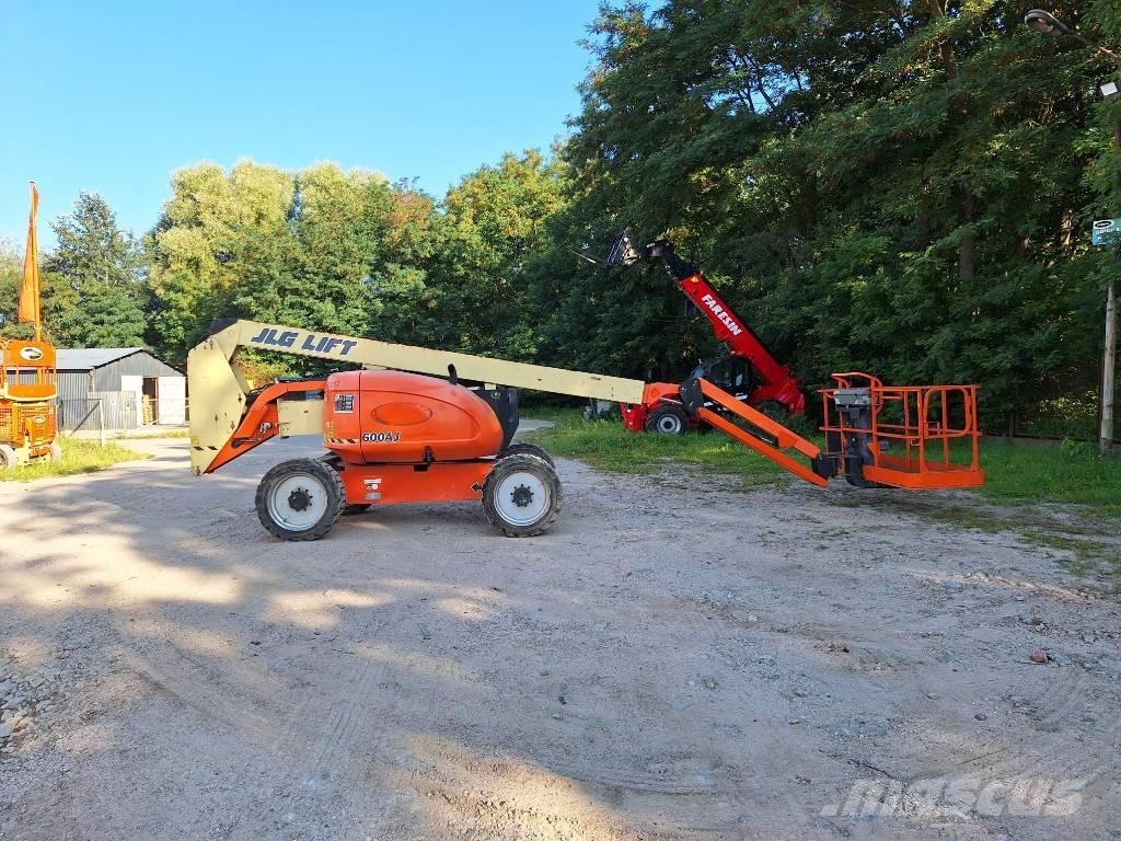 JLG 600AJ Колінчаті підйомники