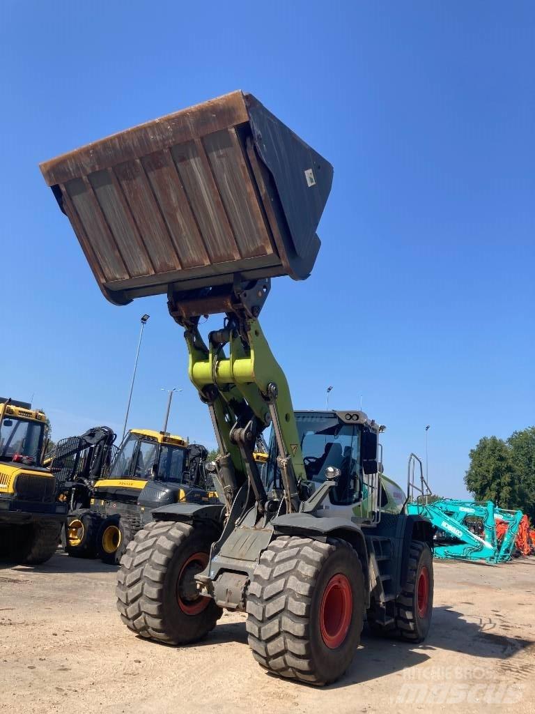 CLAAS Torion 1812 Фронтальні навантажувачі
