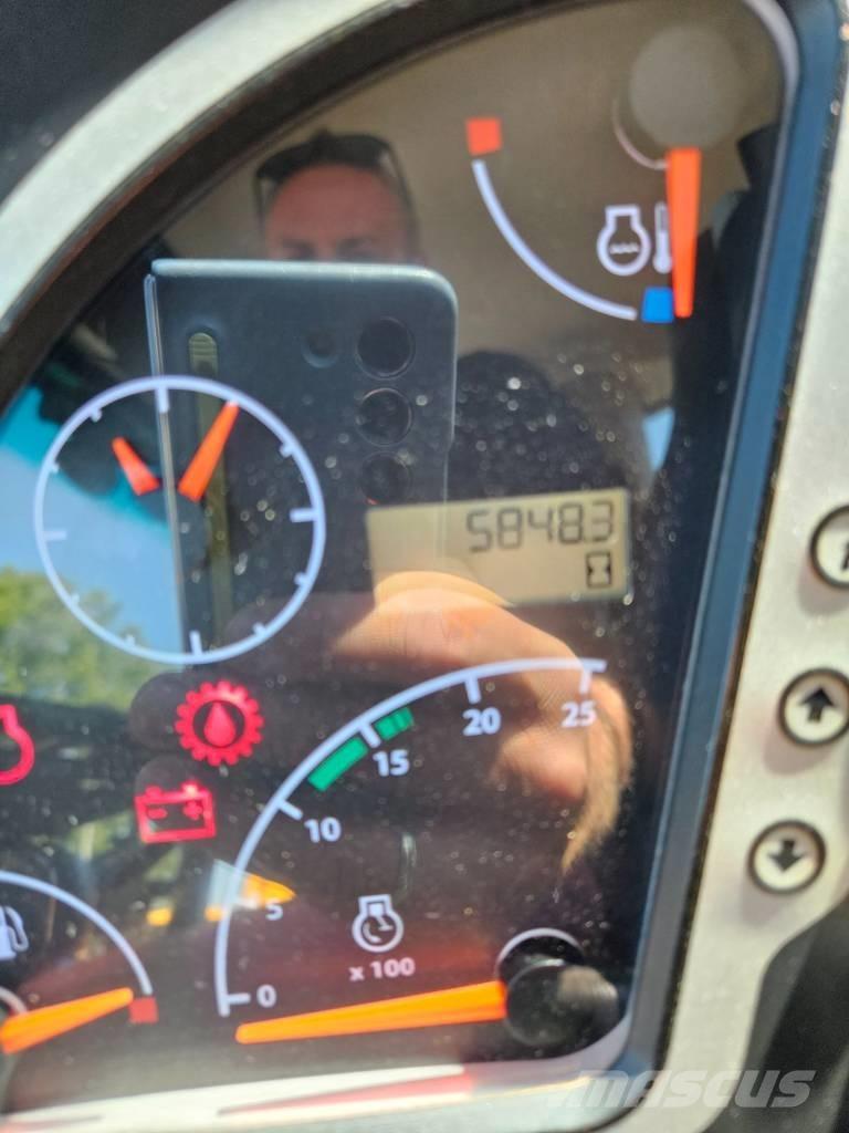 JCB 3 CX Екскаватори-навантажувачі