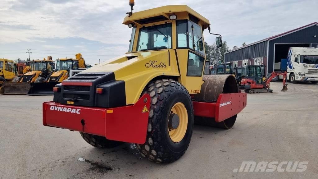 Dynapac CA 302 D Грунтові котки