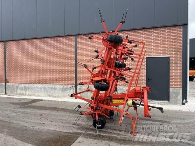 Kuhn GF8501 Граблі і сінозворушувачі