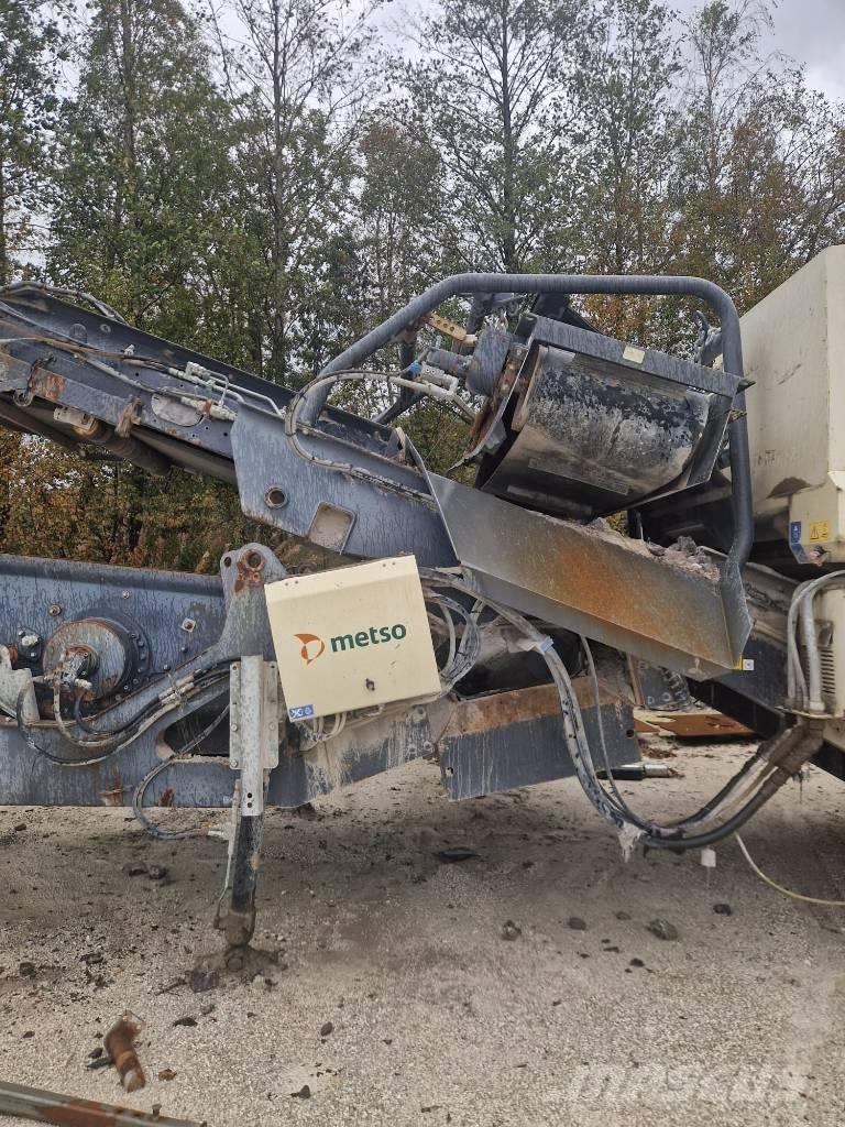 Metso 116S Мобільні дробарки