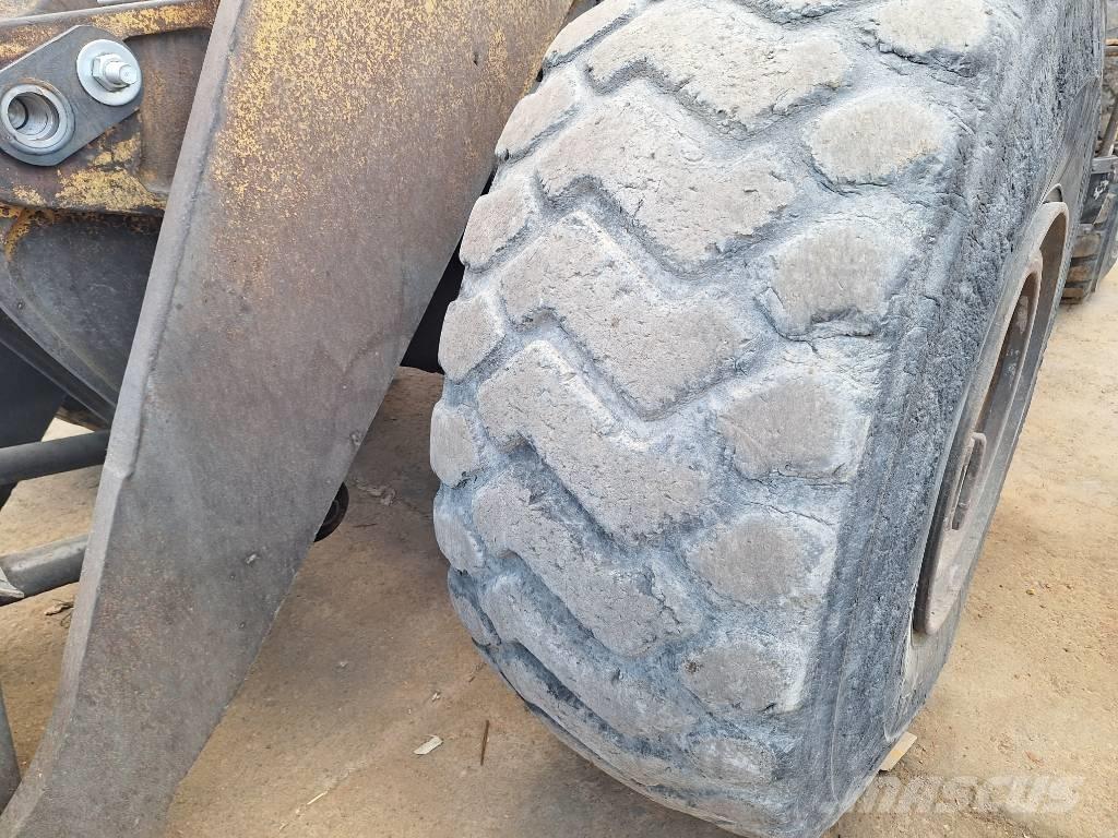 CAT 980 C Фронтальні навантажувачі