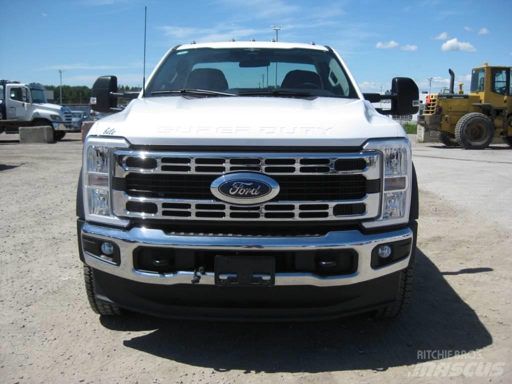 Ford F 550 Тягачі
