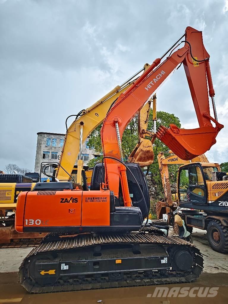 Hitachi ZX 130 Гусеничні екскаватори