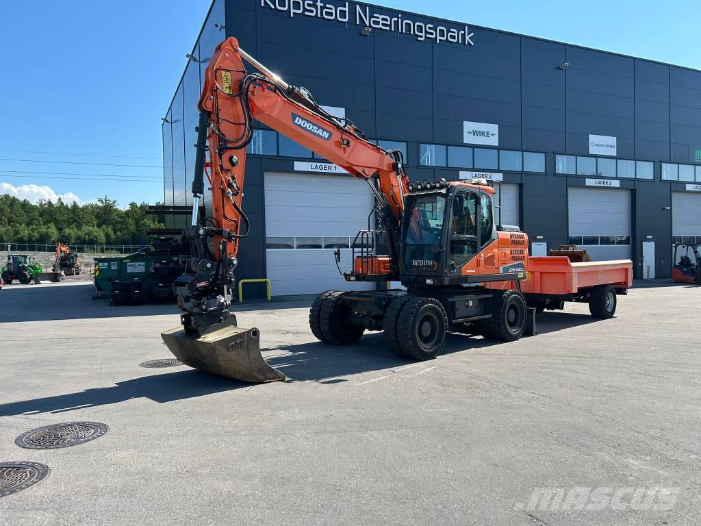 Doosan DX 140 W-5 Колісні екскаватори