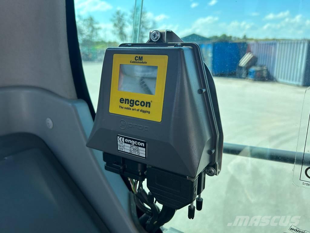 Doosan DX 140 W-5 Колісні екскаватори