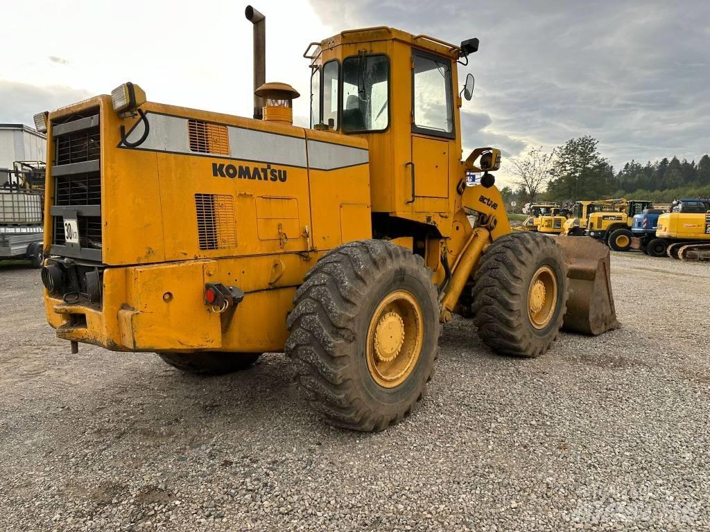 Dresser 530 A II Фронтальні навантажувачі