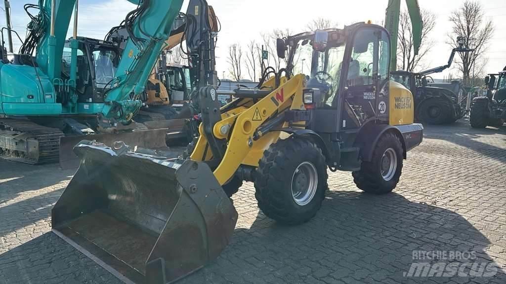 Wacker Neuson WL60 Фронтальні навантажувачі