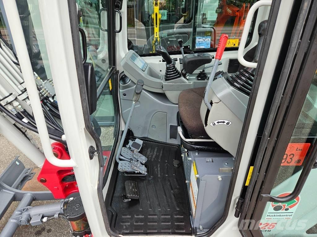Takeuchi TB 225 Міні-екскаватори < 7т