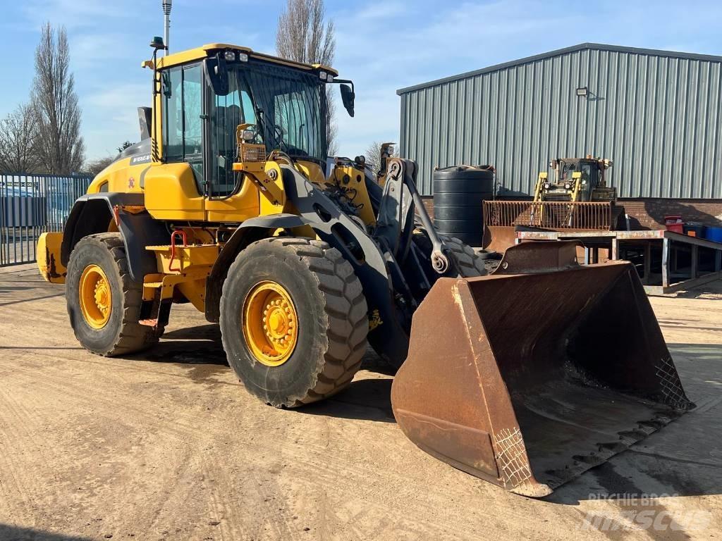 Volvo L 70 H Фронтальні навантажувачі