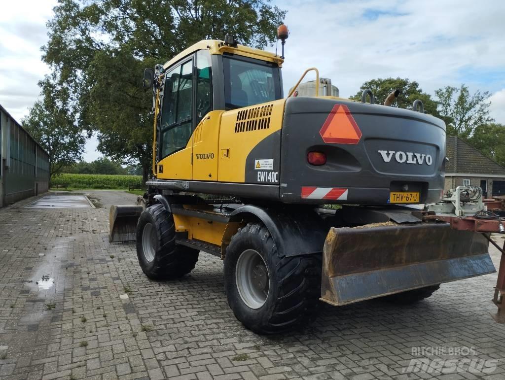 Volvo EW 140 C Колісні екскаватори