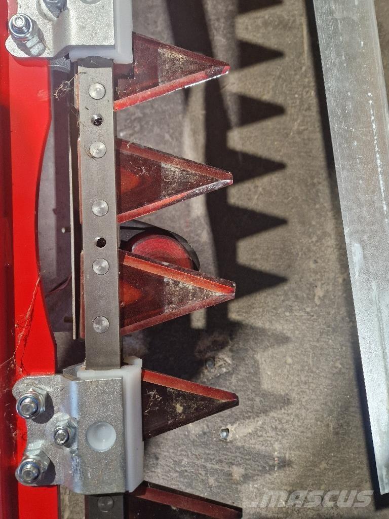 Idass 135 Elektro Жатки